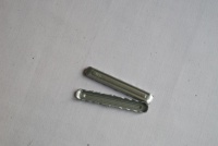 Connecteur de barre d'espacement en acier et aluminium à bord chaud 9A moderne et durable avec installation par vis pour fenêtres et portes en verre isolant