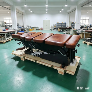 Table d'ostéopathie et chiropratique à pression assistée de style américain – Dispositif de traitement spécialisé pour la correction vertébrale de style américain. - Product Image 4