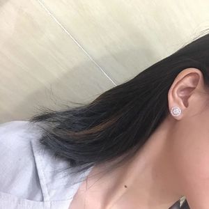 Xinfly Wholesale Wedding Diamond Earrings 0.90ct 18kt Solid Gold Hypoallergenic Baguette Cut Cluster Personalized - Product Image 4