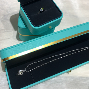 Boîte d'emballage de bijoux de luxe Chine vente en gros expédition personnalisée forme bleue personnalisée élégante boîte de bague de mariage doublée de microfibre - Product Image 6