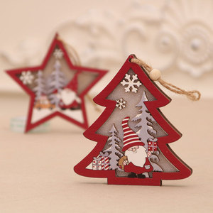 Nouvel Ornement Lumineux en Bois Vieilli Rouge de Noël, Motif Forêt, Ornement Étoile Ronde à Cinq Branches - Product Image 3