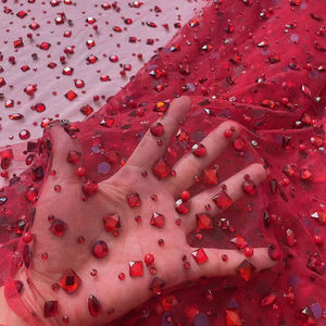 럭셔리 레드 크리스탈 스톤 메쉬 레이스 원단 인기있는 스와 로브 스키 라인 석 얇은 명주 그물 이브닝 원피스 - Product Image 1