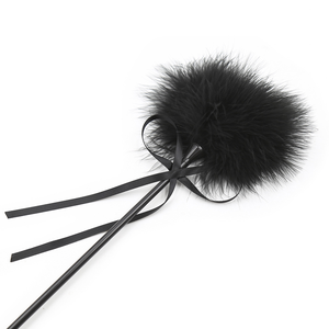 Pagaie en cuir alternative SM pour couple, pagaie en PU à plumes fines pour flirt adulte, accessoires de jeu pour couple noirs - Product Image 3