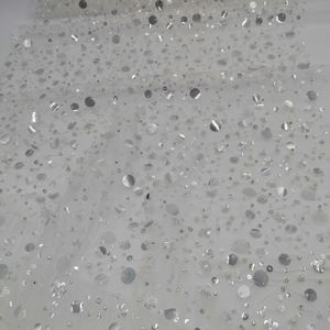 Tela de Vestido con Lentejuelas Marrones y <span class=keywords><strong>Plumas</strong></span> Brillantes de Shaoxing - Product Image 1