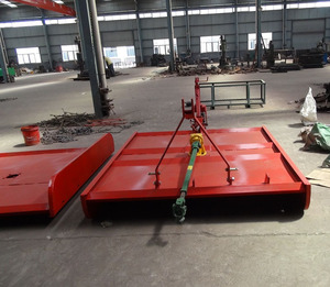 Tondeuse rotative carrée de 1,0 à 2,1 m de largeur de coupe, haute efficacité de travail, équipement agricole durable pour tous types d'entretien des pelouses - Product Image 3