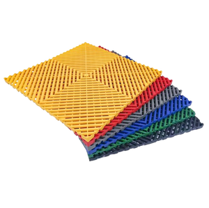 Carrelages de sol de garage en <span class=keywords><strong>PVC</strong></span> de haute qualité Conteneur à 2 étages Surface de <span class=keywords><strong>parquet</strong></span> résistante à l'usure pour garages piscines <span class=keywords><strong>terrasse</strong></span> - Product Image 6