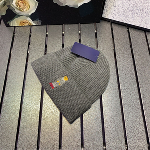 Pasamontañas Unisex de Punto, Estilo Casual Europeo Americano, Versátil, con Diseño de Oso, para Otoño e Invierno, Moderno, Popular en Internet, 100% Común para Uso Diario - Product Image 6