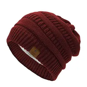 थोक बिक्री महिलाओं सर्दियों में गर्म बुना हुआ खोपड़ी स्लॉची कफ़लेस लिट सीसी बेनी टोपी unisex लुभावनी बूनी अनुकूलित लोगो