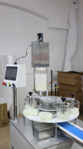 Onigiri Üretim Hattı Makinesi Üçgen Onigiri Yapıcı Paketleme Makinesiyle - Product Image 5