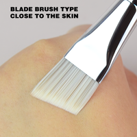Pinceau de maquillage Cangzhou M29 à manche en bois avec design angulaire pour fond de teint liquide et base isolante