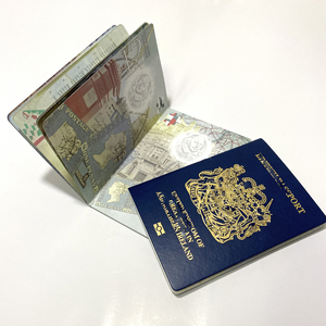 Passaporti Personalizzati con Stampa e Rilegatura Perfetta su Carta Offset per <span class=keywords><strong>Club</strong></span> Aziendali e Bambini |   Design in Stile Inglese - Product Image 2