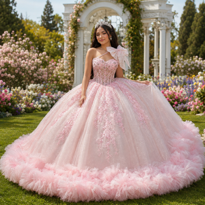 ชุดเดรสงาน Quinceanera สีชมพูอ่อน รุ่น Xs301 ประดับดอกไม้ 3 มิติ แต่งลูกปัด คอร์เซ็ทผ้าทูลล์วิบวับ กระโปรงบานทรงบอลกาวน์ โบว์ใหญ่ สำหรับงานฉลองอายุ 15 ปี Jancember - Product Image 1