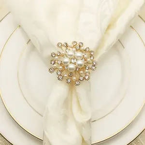 Anel de guardanapo, 5*5cm frisado pérola strass quadrado ouro prata macrame guardanapo para banquete de casamento