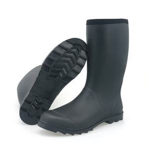 YL3589 Bottes de pluie en caoutchouc noires en néoprène en gros, bottes de pluie unisexes, bottes de <span class=keywords><strong>chasse</strong></span> pour le jardin, la pêche et la marche. - Product Image 1