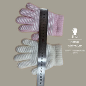 Màu rắn trẻ em 5 ngón tay Găng tay hai lớp nhiệt Acrylic dệt kim chống trượt - Product Image 5