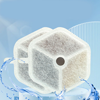 Filtres automatiques pour fontaine à eau pour chat Remplacement de fontaine en résine échangeuse d'ions de carbone pour animaux de compagnie pour petits animaux Bols en forme de bouteille