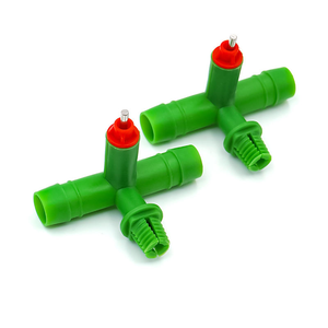 <span class=keywords><strong>Bebedero</strong></span> <span class=keywords><strong>de</strong></span> Agua <span class=keywords><strong>para</strong></span> Pollos <span class=keywords><strong>de</strong></span> Tres Vías, Color Verde, <span class=keywords><strong>Bebedero</strong></span> Automático con <span class=keywords><strong>Campana</strong></span> <span class=keywords><strong>para</strong></span> Aves <span class=keywords><strong>de</strong></span> Corral, Sistema <span class=keywords><strong>de</strong></span> Agua Potable <span class=keywords><strong>de</strong></span> Plástico - Product Image 6