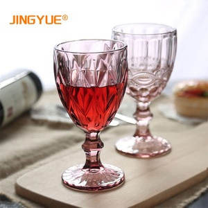 Bán Buôn Đồ Thủy Tinh Cổ Điển Ly Rượu Vang Màu Chạm Nổi Pha Lê Họa Tiết Kim Cương Cổ Điển 220Ml 7.7Oz Cho Tiệc Cưới - Product Image 2