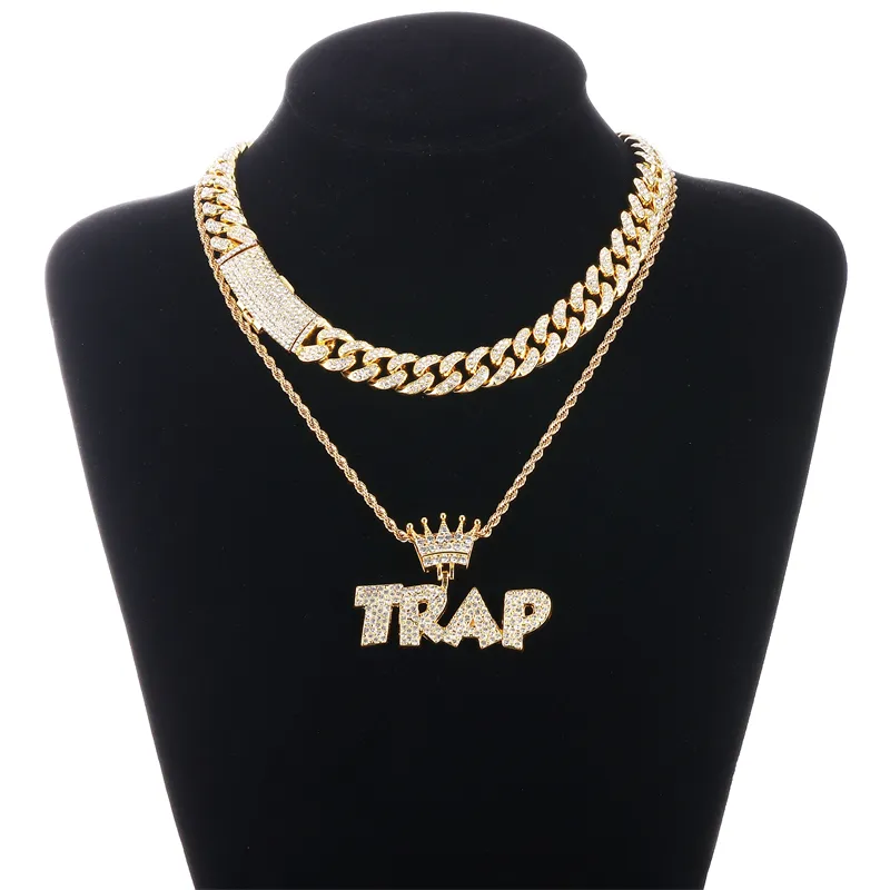 Bijoux en diamant pour hommes plaqué or hip hop européen et américain couronne en strass cristal bling complet collier pendentif lettre TRAP