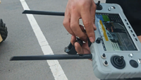 Véhicule électrique sans pilote à chenilles de 400 kg de charge utile, UGV tout-terrain, plateforme robotisée télécommandée