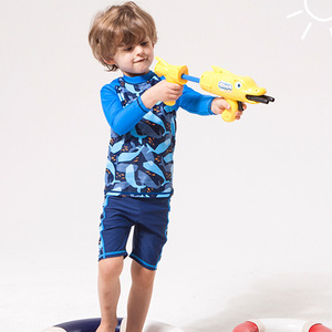 Maillots de bain pour garçons de style coréen, vêtements de bain pour enfants en provenance de Chine - Product Image 2