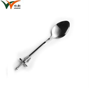 Vente flash - Cuillère à café et à thé en acier inoxydable de forme épée, design spécial, couleur argent - Product Image 3