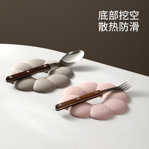 High Quality And Durable Flower Shaped <b>Silicone</b> Insulation <b>Pad</b> Thickened Multifunctional Dining Mat Cup Mat Pot Mat - Product Image 4