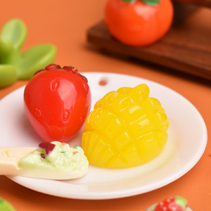 Miniaturas de Fresa, Lichi y Piña, Frutas Sintéticas Mixtas, Cabujón Plano de Resina para Accesorios de Joyería DIY - Product Image 6