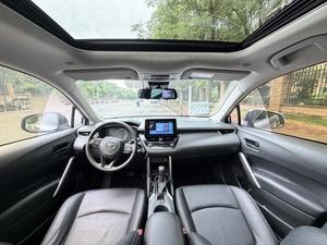 <span class=keywords><strong>Toyota</strong></span> <span class=keywords><strong>Corolla</strong></span> <span class=keywords><strong>Cross</strong></span> <span class=keywords><strong>2022</strong></span> M20E 2.0L NA CVT FWD Euro VI Distancia entre Ejes de 2640 mm Doble VVT-i SUV Familiar de Uso Diario con Consumo de Combustible Ultrabajo - Product Image 3