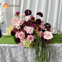 Roze paarse kunstbloemenarrangement Anthurium roos bloemstuk voor bruiloft evenement decoratie