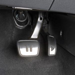 Pedale antiscivolo senza trapano a pedale per VW ID3 ID4 ID6 Golf MK7 MK8 in acciaio inox acceleratore pastiglie per pedale del carburante copri tappetini - Product Image 2