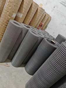 Cages et enclos pour pigeons de course en treillis soudé en fil d'acier 304, galvanisé à chaud, pour usage aviaire et à faible teneur en carbone - Product Image 4