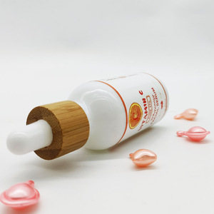 Suero Facial Natural con Vitamina <span class=keywords><strong>C</strong></span> Pura al 99%, Iluminador, Hidratante, Blanqueador, con Ácido Kójico y Colágeno para Piel Negra - Product Image 3