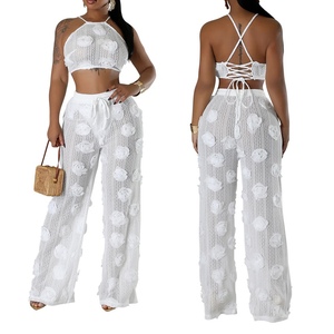 Ensemble 2 pièces tendance pour femme : haut court à lacets et pantalon ample en maille transparente de couleur unie - Product Image 3