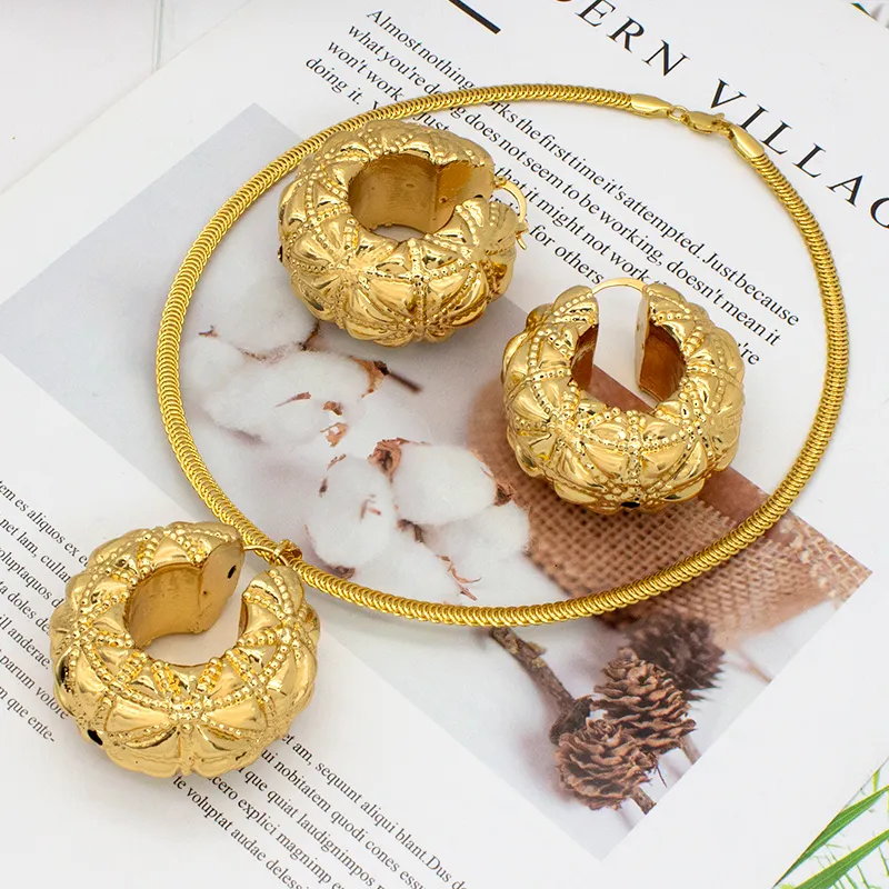 Hot Sales Brass Flowers Design Italian Gold Plated 18k Braid Accessories Jewelry Supplies Making Ladies Accessories Jewelry Set