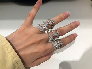 ハイエンドトレンディゴールドファッションジュエリーギフト婚約指輪ウェディングブリングフルキュービックジルコニア4プロングハローリング女性用 - Product Image 5