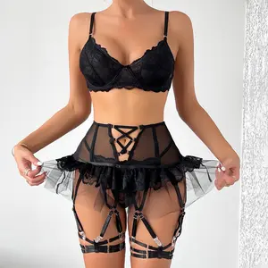 Lingerie européenne de luxe filles sexy et transparente à travers la dentelle jupe moelleuse sous-vêtements fantastiques femmes matures en gros