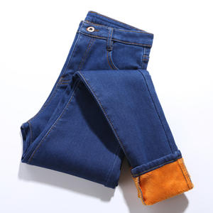 Vente en gros de pantalons en denim épais et velours slim et droits pour femmes, fermeture à glissière, pantalons longs confortables et décontractés, automne-hiver - Product Image 6