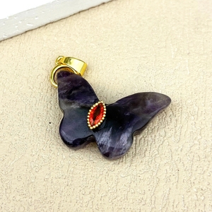Vente flash <span class=keywords><strong>Pendentif</strong></span> en forme de papillon sculpté en pierres précieuses Plaqué <span class=keywords><strong>or</strong></span> Améthyste Jaspe rouge <span class=keywords><strong>Topaze</strong></span> <span class=keywords><strong>Pendentif</strong></span> en cristal avec zircon Bijoux - Product Image 6
