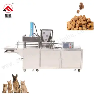 Yumuşak sarsıntılı şekillendirme makinesi yüksek çıkış köpek yemek yapma makinesi evcil hayvan yemi çıkarıcı makinesi