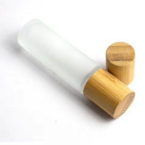 Flacon compte-gouttes en verre mat givré de 10 ml avec bouchon couronne pour huile essentielle et usage cosmétique, capacité de 10 ml - Product Image 1
