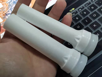 Verseur en plastique à bec verseur et entonnoir, 35mm et 42mm pour conteneur de bouteille en plastique soufflé et soins de voiture