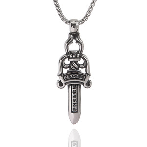 Yunnique – collier avec pendentif épée en argent tibétain pour hommes, bijoux de mode gravés avec clé gardienne, design géométrique - Product Image 1