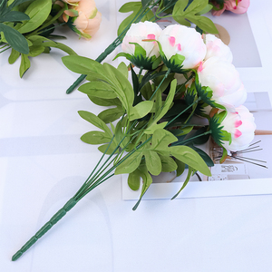 Bouquet de pivoines artificielles de haute qualité à sept têtes en soie pour mariages, décoration intérieure et extérieure, style classique - Product Image 5