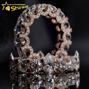 Maßgefertigter Eternity-Ring für Herren aus massivem 10K Roségold mit seitlich gefassten 0,50 Karat CVD-Labor-Diamanten - Product Image 1