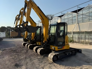 Excavadora de cadenas LuiGong 9055F, motor de primera marca, bomba de alta eficiencia, certificación CE, solución rentable para excavación - Product Image 2