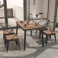 Ensemble de table et de chaises de restaurant en métal pour l'extérieur, avec protection solaire, pour cour, balcon et entrée