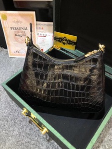 Sac à bandoulière de luxe personnalisé en cuir de crocodile – Sac à main polyvalent à porter en bandoulière avec fermeture éclair supérieure |   Nouvelle tendance : sacs à main de créateurs en gros - Product Image 5