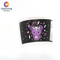 Étiquettes adhésives en rouleau BOPP durables, écologiques, imperméables, personnalisables avec faible MOQ pour lingettes humides, mouchoirs, soins quotidiens et produits alimentaires