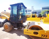 Rouleau compacteur d'occasion XS600J à faible consommation de carburant, moteur puissant Changchai 36 kW, diamètre de roue vibrant de 1,2 m
